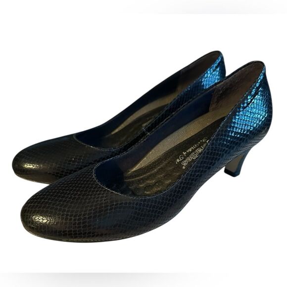Walking Cradles Women's Joy Dress Pump. Leather Snakeskin Texture. Size 7.5 EUC - Picture 3 of 8